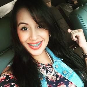 Meet your Posher, Anais